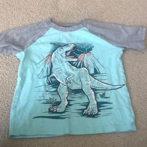3 graphic t shirts